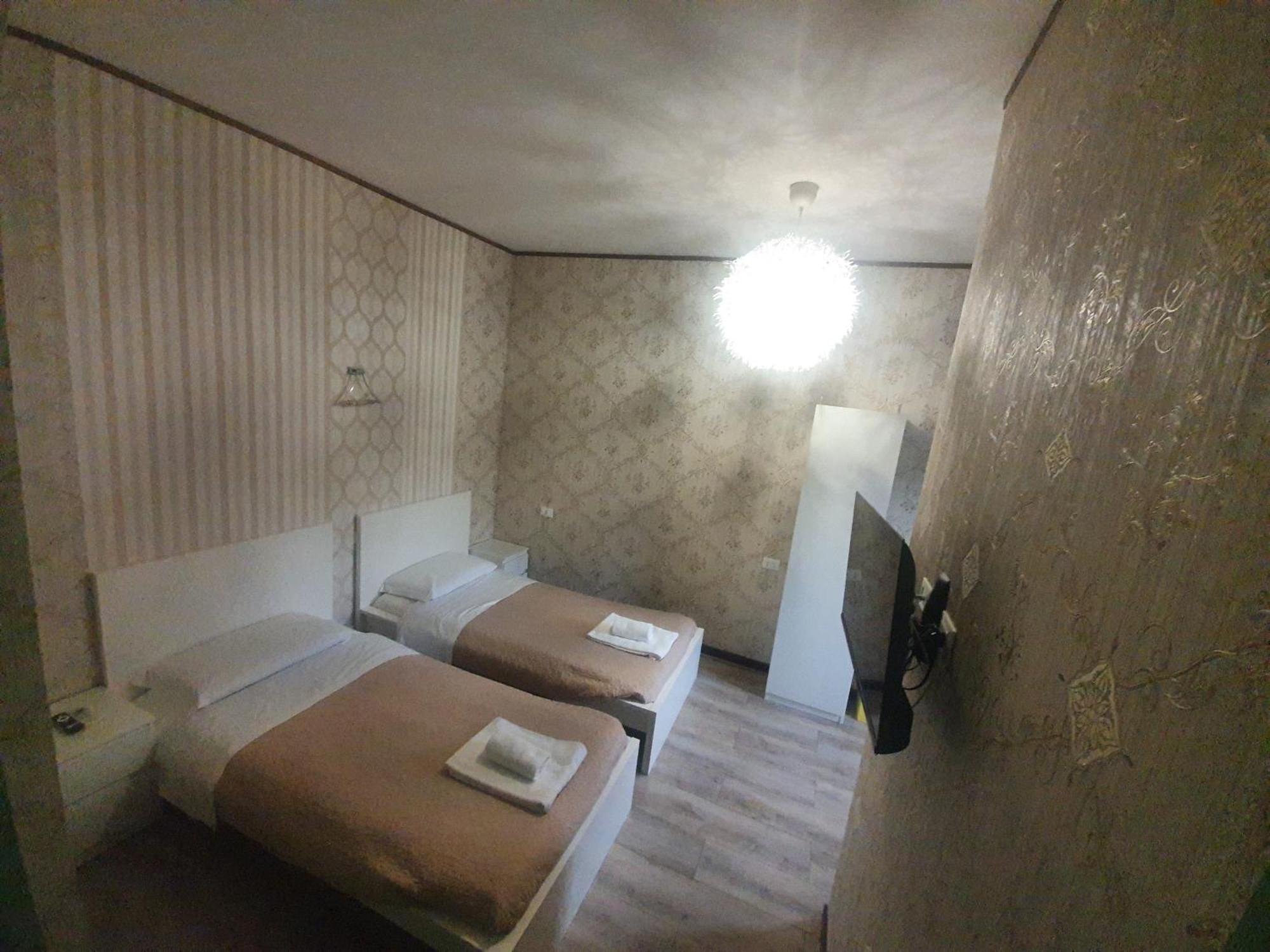 Sira House Milano Hotel Exterior photo